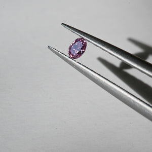 ダイヤモンド 0.065ct /Fancy Vivid Purple Pink