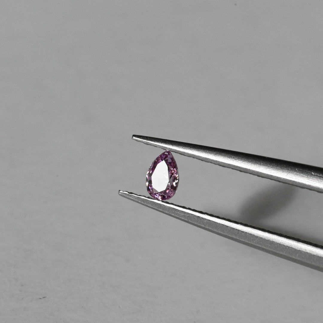 ダイヤモンド 0.067ct /Fancy Vivid Purplish Pink