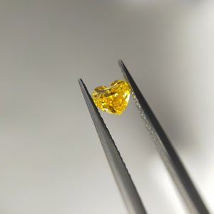 ダイヤモンド 0.142ct /Fancy Vivid Orangy Yellow