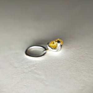 Pt900 ダイヤモンド チャーム0.130ct /Fancy Vivid Yellow "Orange"